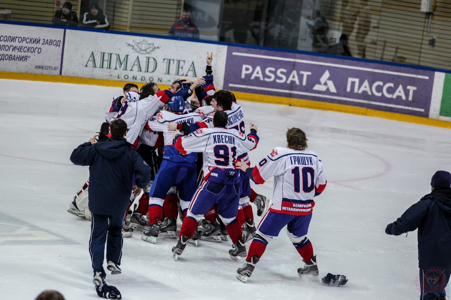 Лишь раз в истории чемпионатов Беларуси команде удавалось выиграть серию плей-офф, уступая в ней 0-3